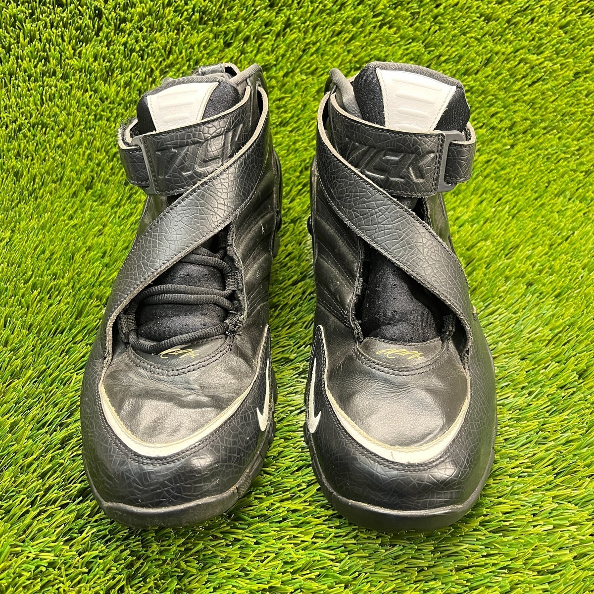 Nike Air Zoom Vick 3 Blackout Sneakers Men’s Size 11 Nike Zoom Vick III Black / Metallic Silver (Size 9) DS — RootsBK main image 4