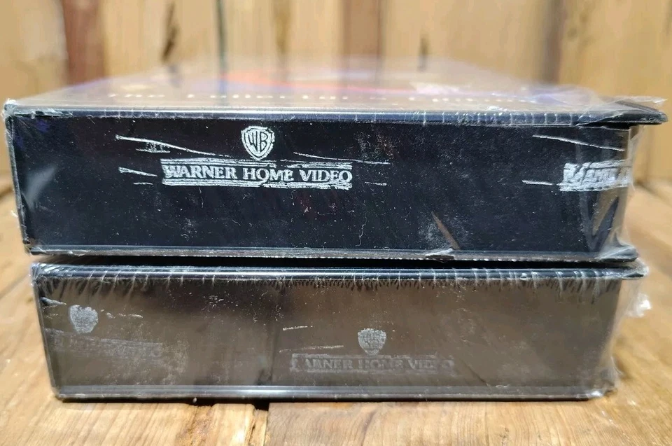 Babylon 5 The Collectors Edition VHS Factory Sealed Clamshell Set Of 2 - Image 4 of 4