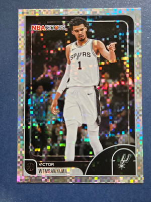 2025-26 Topps NBA Hoops Victor Wembanyama #30 Pixel Burst San Antonio Spurs