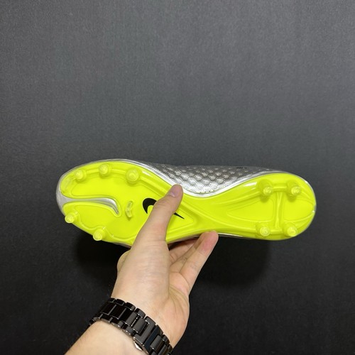 Nike HYPERVENOMS 2014 Neymar’s cleats - Picture 5 of 5