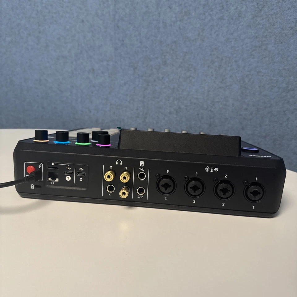 RODECaster Pro II Integrated Audio Production Studio - Image 4 of 4