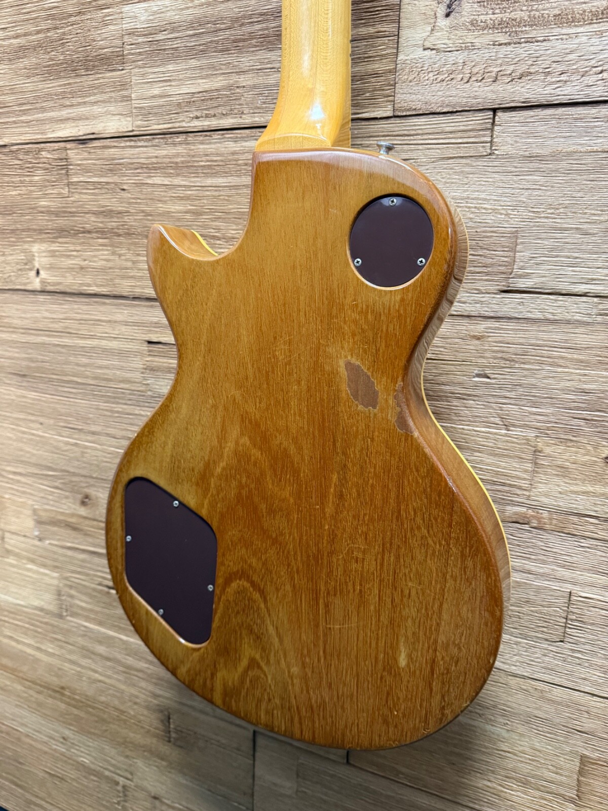 Gibson Les Paul Deluxe Guitar 1977 Natural 9lbs 10oz w/Gen 2 Chainsaw case-Clean