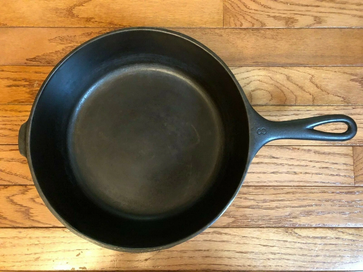 Wagner Ware #8 Cast Iron SKILLET 1088F 10 Diameter x 3 Deep Sits