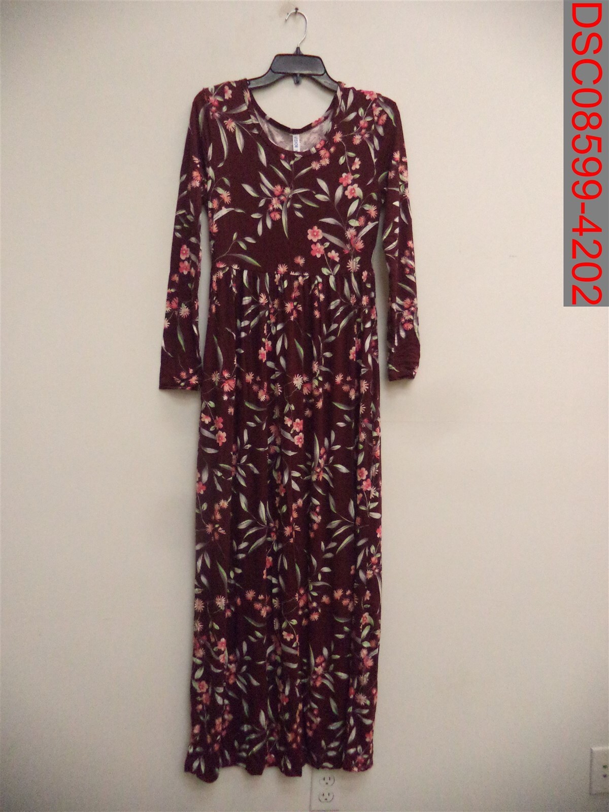 NWOT - VIISHOW Women's Wine Floral Long Sleeve Maxi with Pockets, Size M 1020