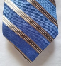 NAUTICA BLUE GOLD STRIPE DESIGN 100% SILK TIE / NECKWEAR MADE IN USA