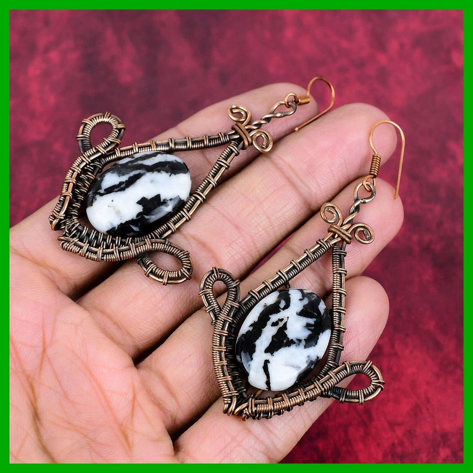 Pendientes de gancho colgantes envueltos en alambre de piedras preciosas turquesa búfalo blanco cobre Foto 3 de 4