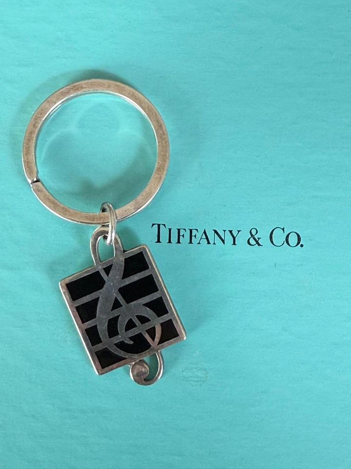 Tiffany & Co .925 Sterling Silver Black Enamel TrebleClef Music KeyRing - Изображение 4 из 4