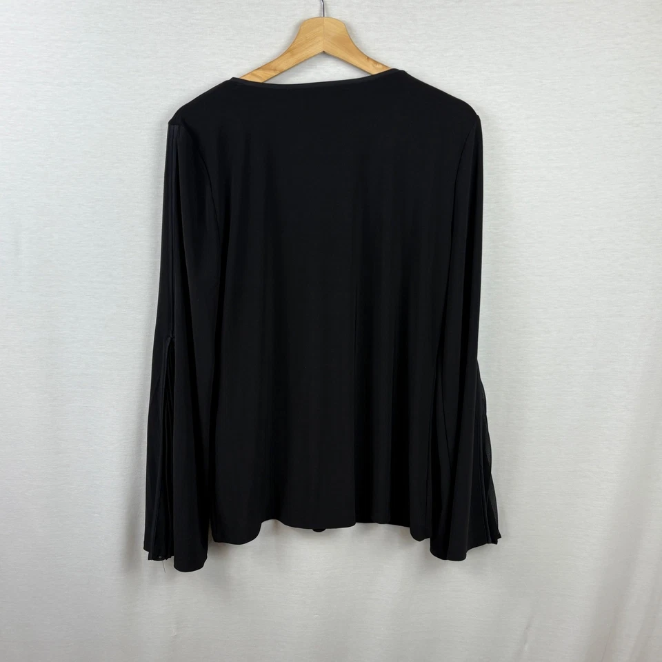 White House Black Market 黑色褶袖 V 领针织上衣 L 码全新带标签 — 第 2/4 张图片