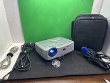 NEC LT20 Projector with Carry Case And Cords. WORKING AND TETSED