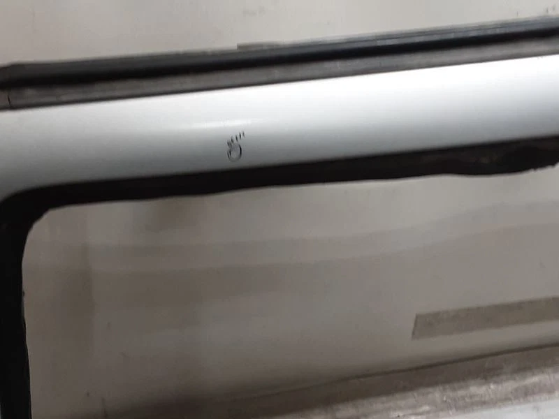 Marco de parabrisas Jeep JK Wrangler OEM solo PS2 plata brillante 2007-2017 111454 Foto 3 de 4