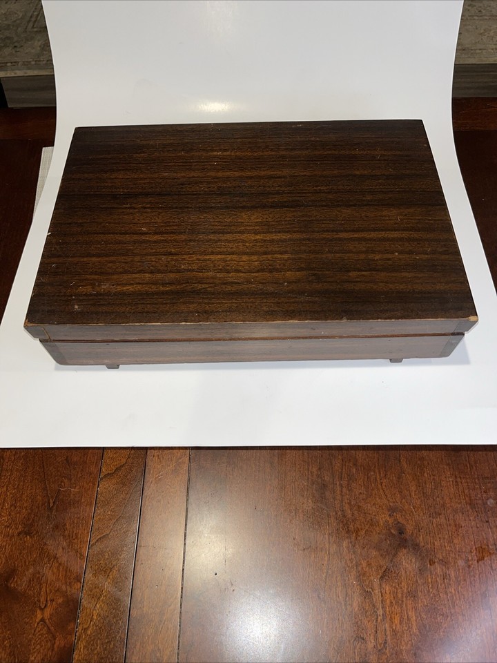 Vintage Tarnish Resistant Wood Silverware Flatware Wooden Storage Chest