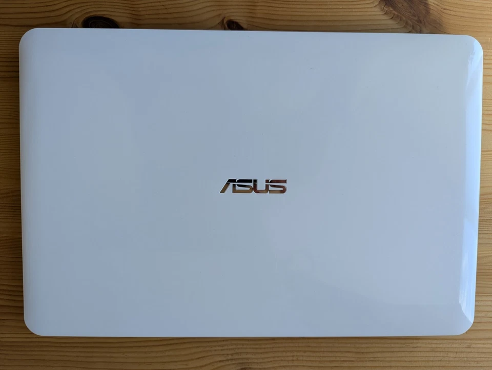 Asus R556LD-XX262H Laptop 15,6 Zoll,Intel I5 4210U,8GB RAM,1TB HDD,820M Nvidia - Bild 4 von 4