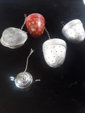 5 Vintage Aluminum Tea Ball Strainers Infusers - Acorns Large Small