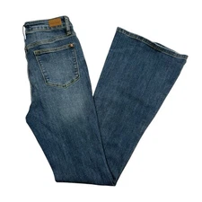 Judy Blue Flare Jeans Women’s Size 9/29 (28x32) High Rise Distressed Stretchy