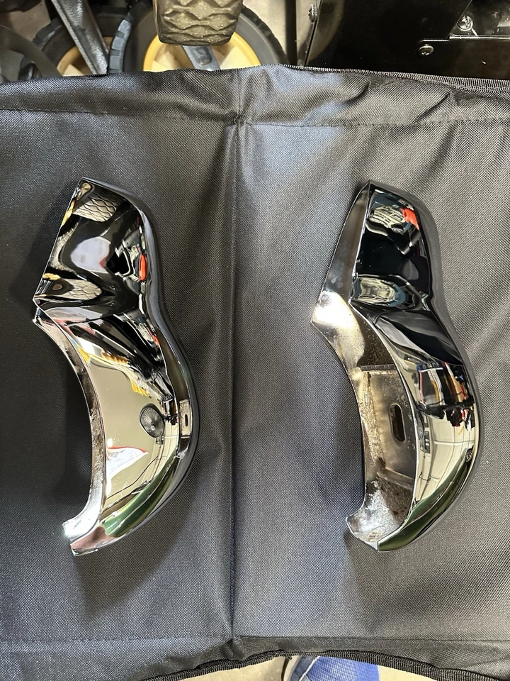 Protectores de parachoques trasero Chevrolet Handyman Wagon/Sedan 1953 entrega Foto 2 de 4