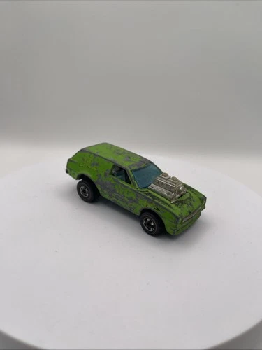 Hot Wheels Redline 1975 Poison Pinto Hong Kong Lime Green Ford Van