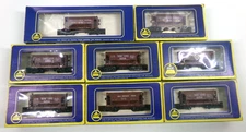 (8) HO gauge AHM ore cars in original boxes (lot 9131)