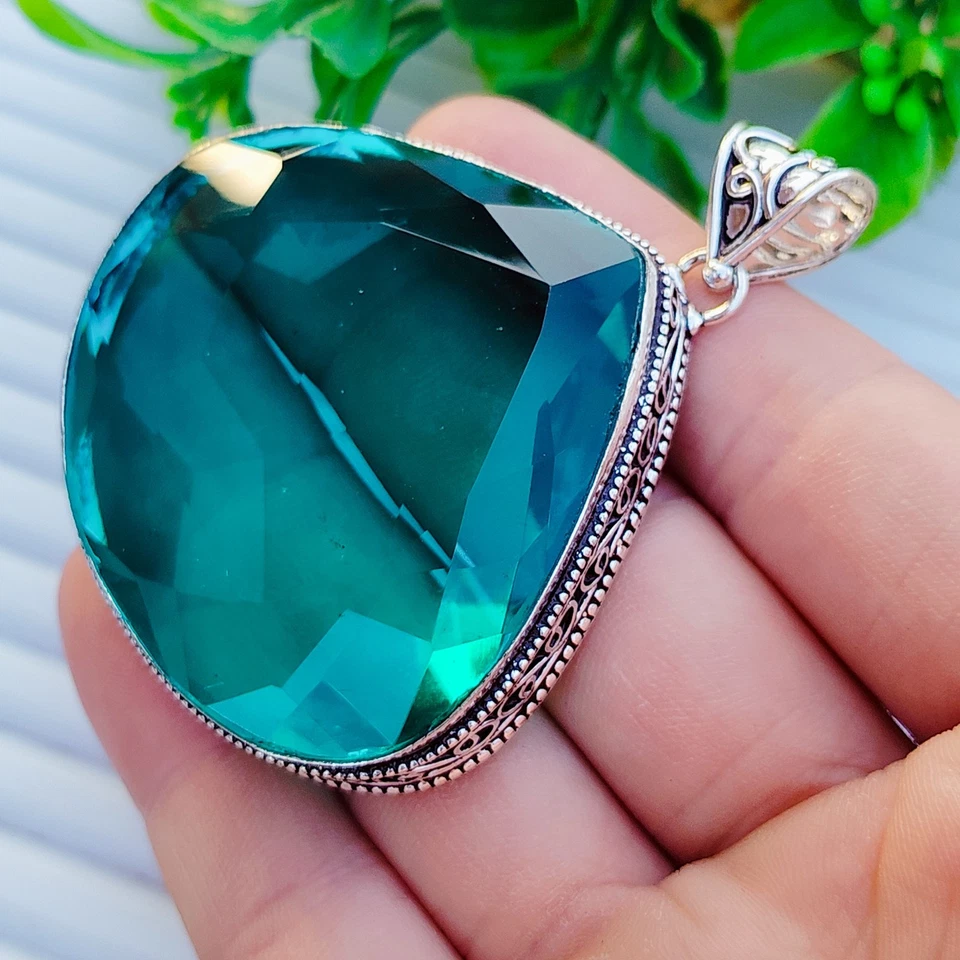 Colgante de piedras preciosas de apatita verde de gran tamaño colgante de joyería de plata de ley 925 Foto 2 de 4