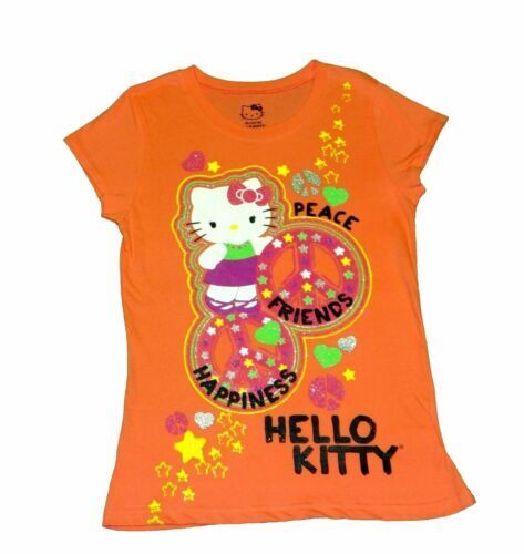 💕Hello Kitty T-shirt 🌸  Hello kitty t shirt, Aesthetic t shirts