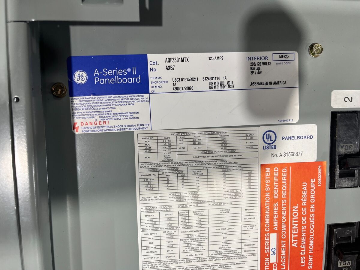 General Electric AQF3301MTX/AXB7 Breaker Panel 125A 208/120V General Electric AQF3301MTX/AXB7 Breaker Panel 125A 208/120V