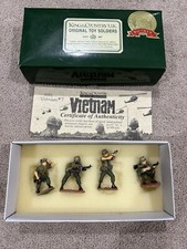 Vintage King Country U. K. Original Toy Soldiers: Vietnam The Marines VN 7