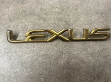 1992 1993 1994 1995 1996 Lexus ES300 Rear Trunk Gold Nameplate Emblem 8348 OEM