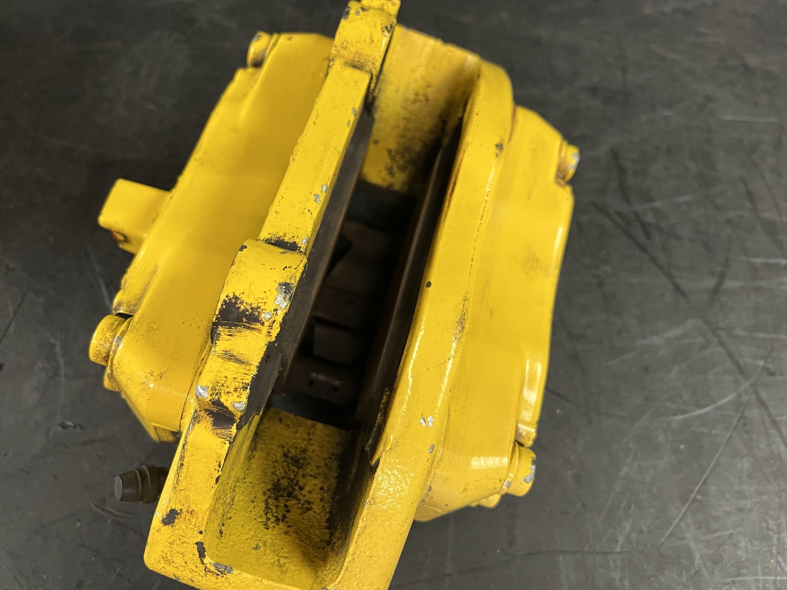 08-16 MASERATI GRANTURISMO FRONT REAR LEFT RIGHT YELLOW BRAKE CALIPERS 20833300