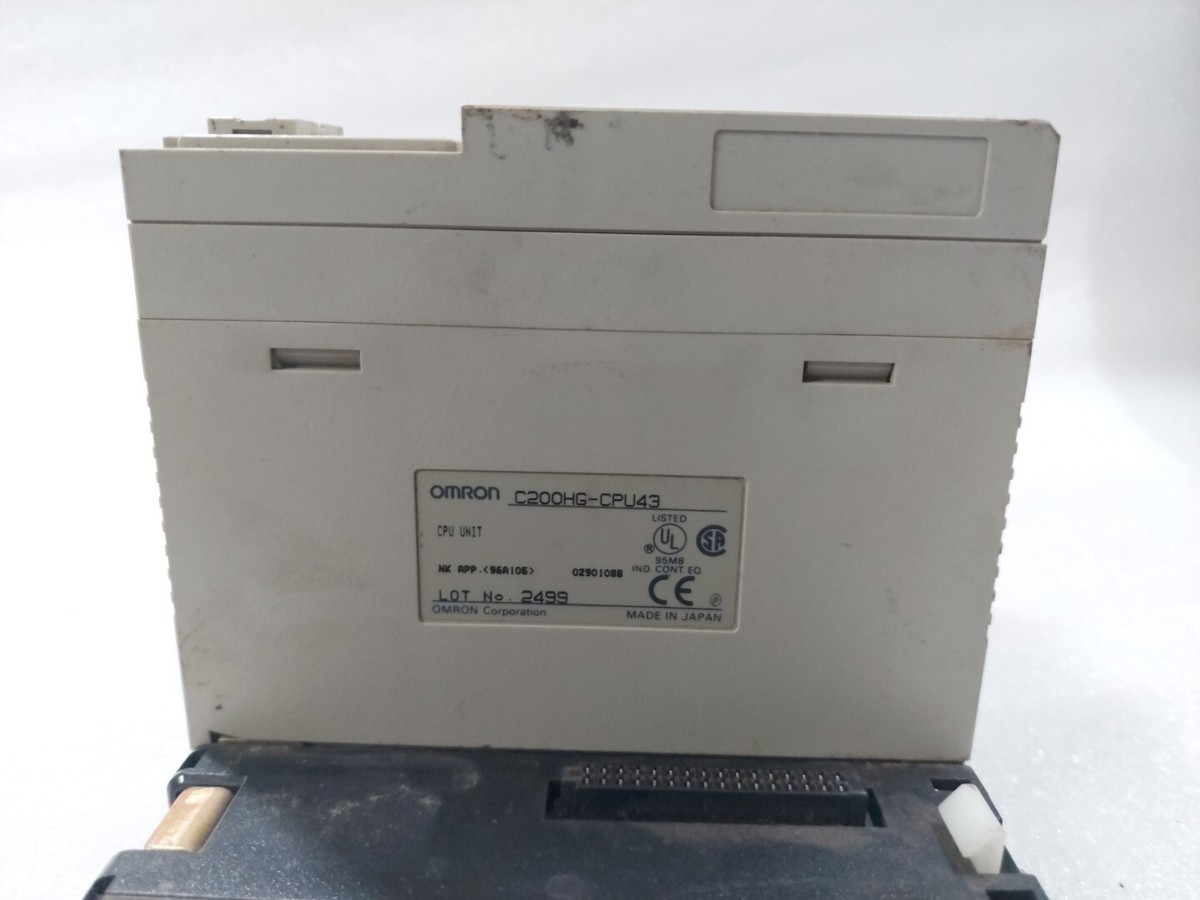 OMRON C200H-CPU11 CPUユニット Omron C200H-CPU03-E C200HCPU03E Programmable Controller CPU