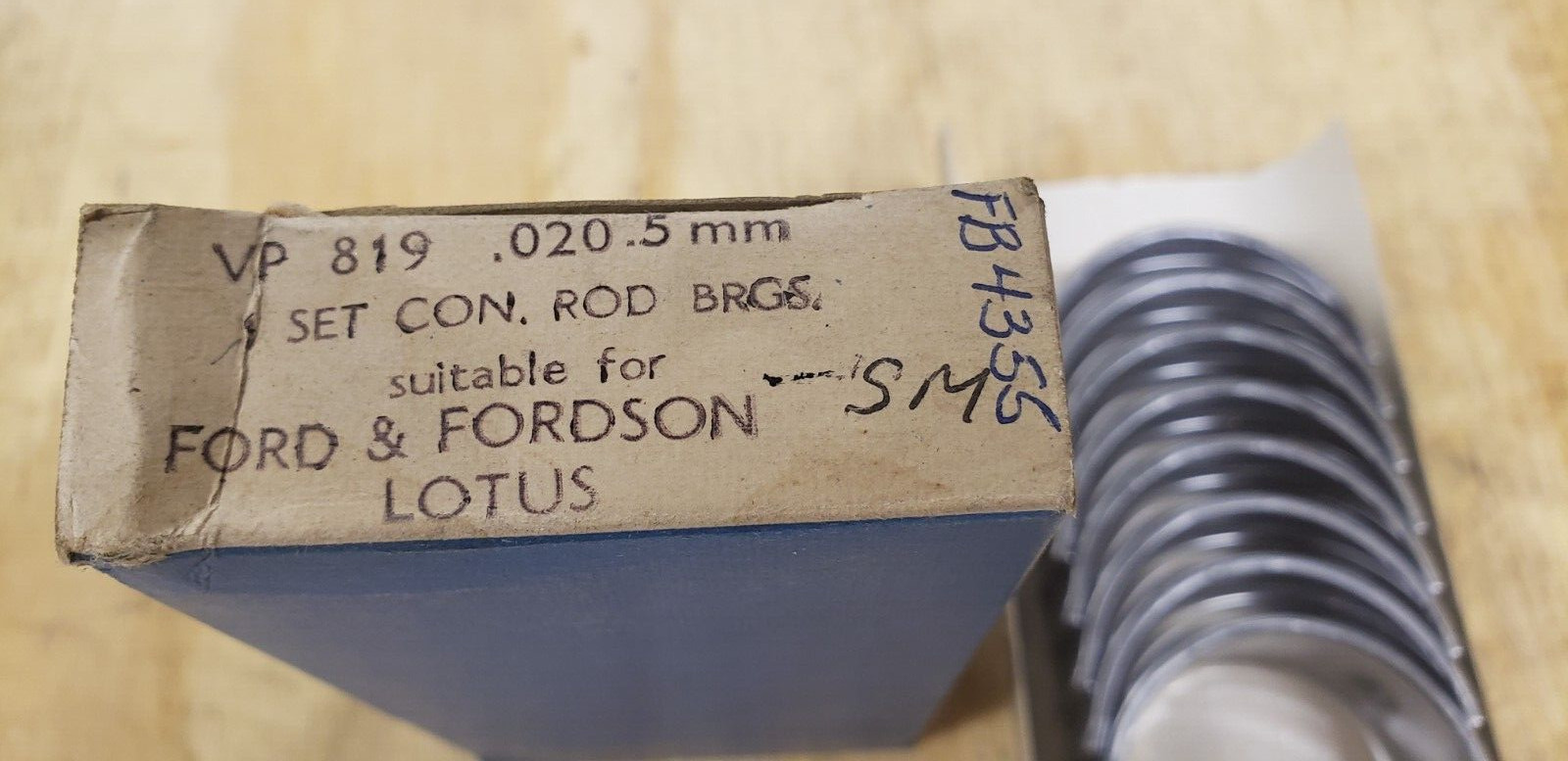 FORD ANGLIA CONSUL CLASSIS LOTUS NEW VANDERVELL 0.020  ROD BEARING SET VP819