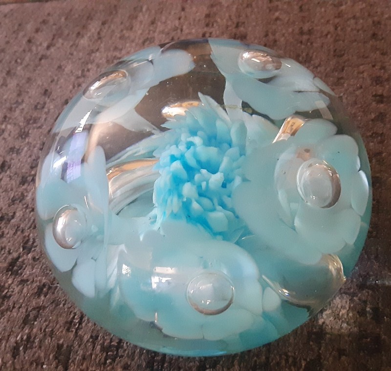 Joe St. Clair Art Glass Paperweight Signed Bubbles Blue Trumpet Flowers Vintage