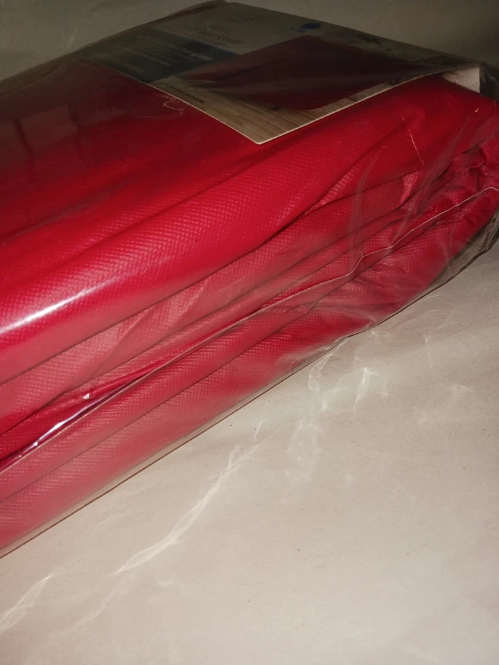 Red Pleated Fabric Tablecloth. 60" Round Table. Peva Plush. New Sealed. - Image 4 of 4
