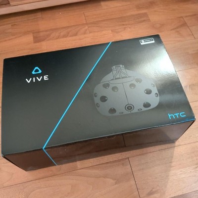 HTC Vive VR Headset Complete Set Full Kit System Virtual Reality Used