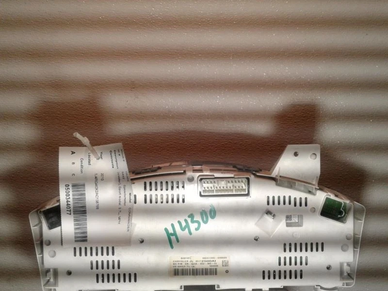 Cuadro de instrumentos velocímetro Jeep Commander 2009-2010 118 k millas 05172500AI Foto 2 de 4