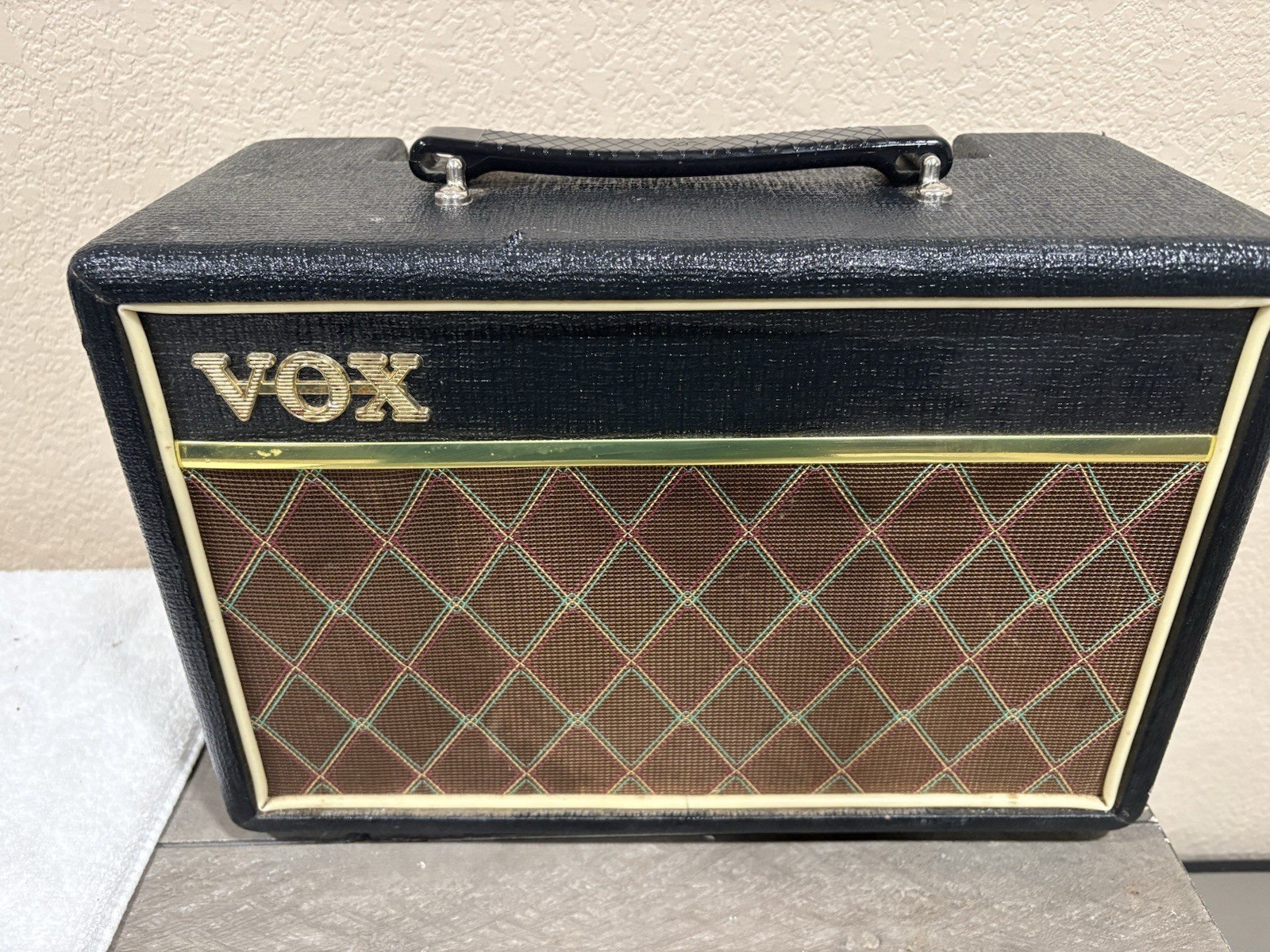 Vox V9106 Guitar Amplifier