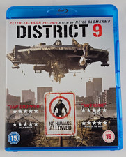 District 9 Blu-ray - Region ABC - VGC