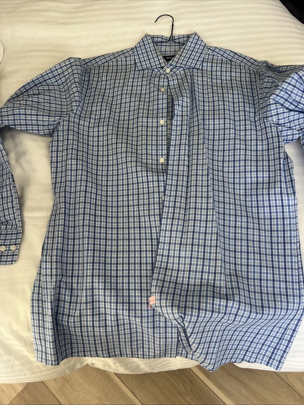 EUC Boss Hugo Boss Men Dress Shirt Plaid White  Blue 15.5 32/33