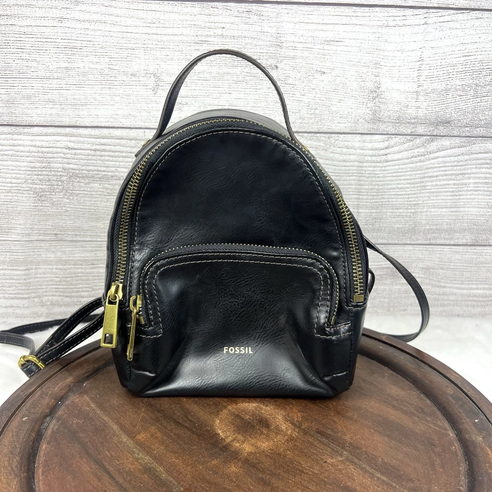 Mini Mochila Vintage Fossil Negra Y2K Minimalista Ajustable Preppy Foto 2 de 4