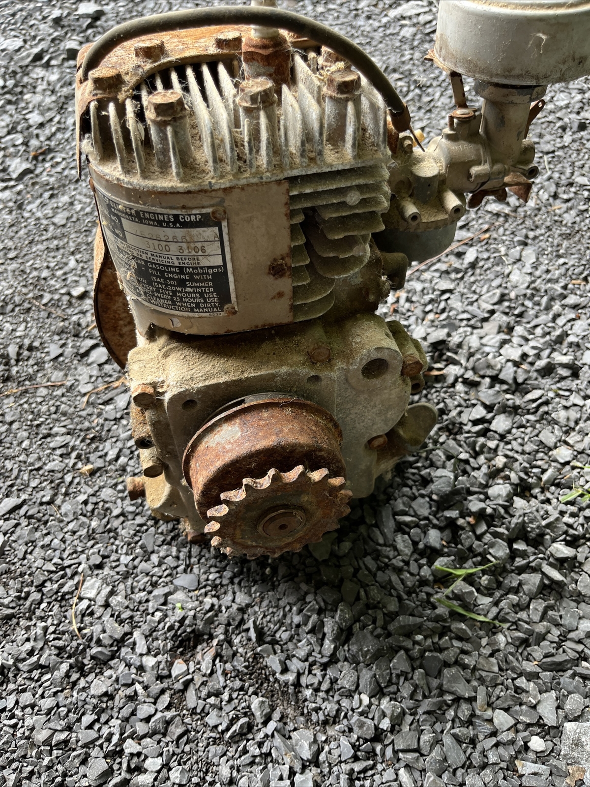 Vintage Clinton Engine 3 1/4HP Model 3100 Parts Repair eBay