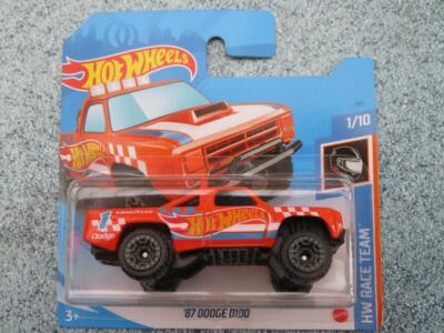 Hot Wheels 2021 #168/250 1987 Dodge D100 orange Race Team ''1'' @NP