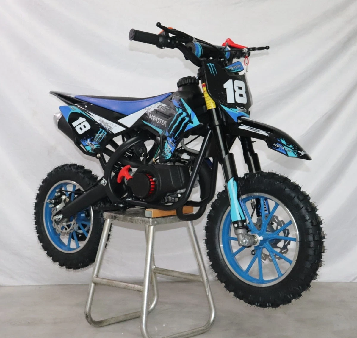 Small petrol 2025 bike price