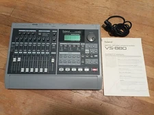 Roland vs-880 digital 8 track work station w/2 zip drives and discs
