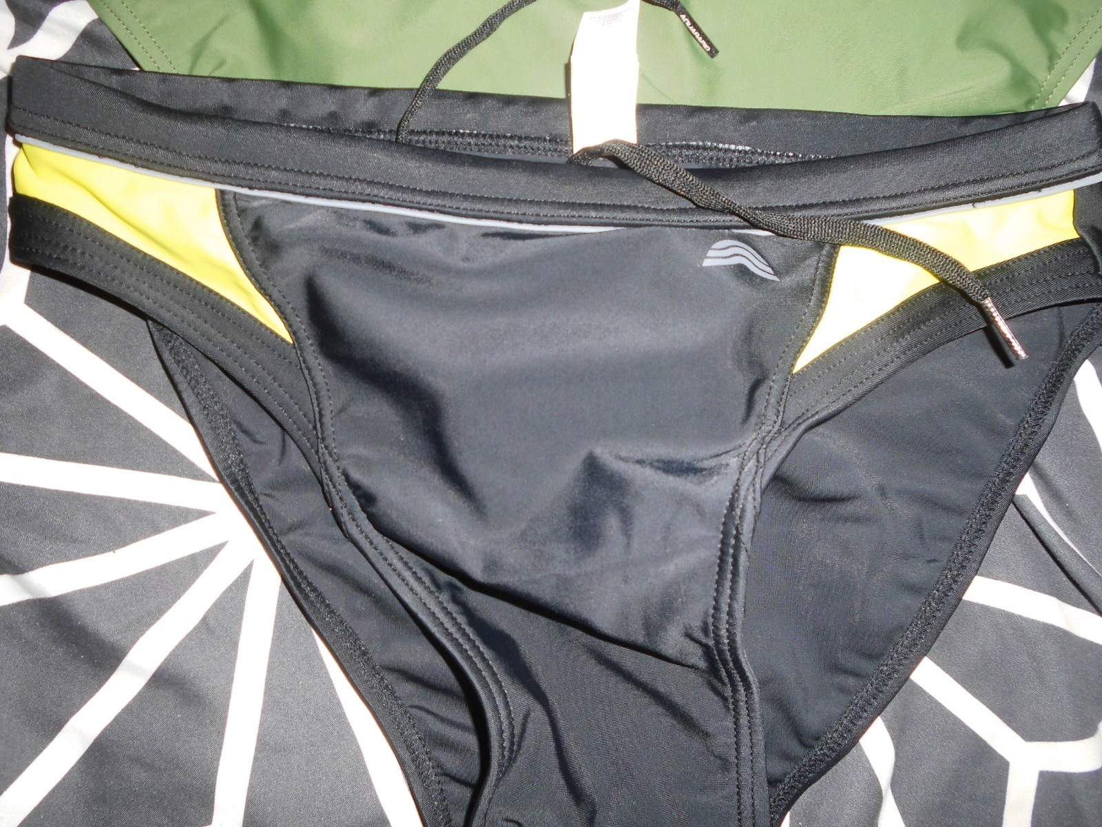 Bild 2 von 3