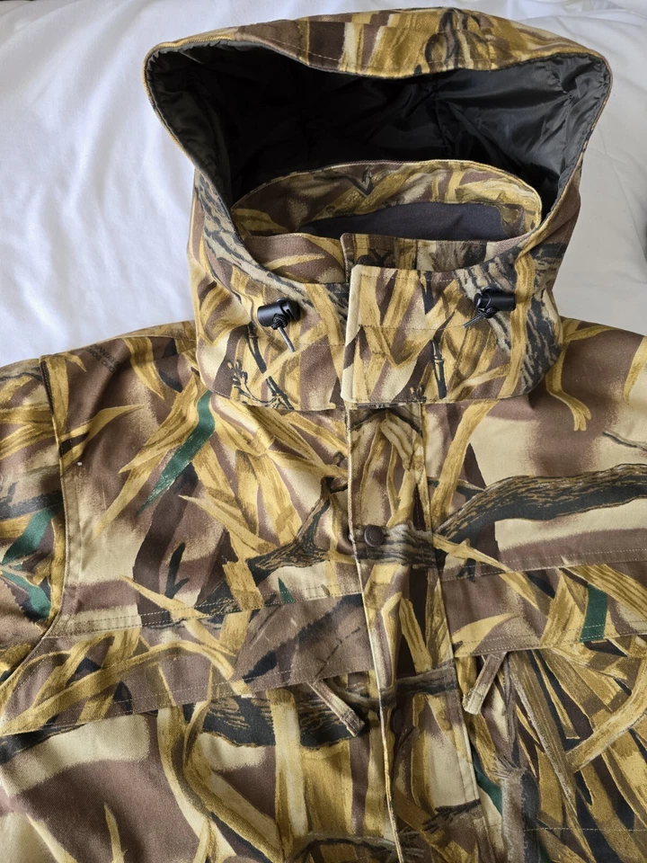 Cabelas for Women Advantage Wetlands Camo Jacket Full Zip Hooded Hunting Coat  S - Image 4 of 4