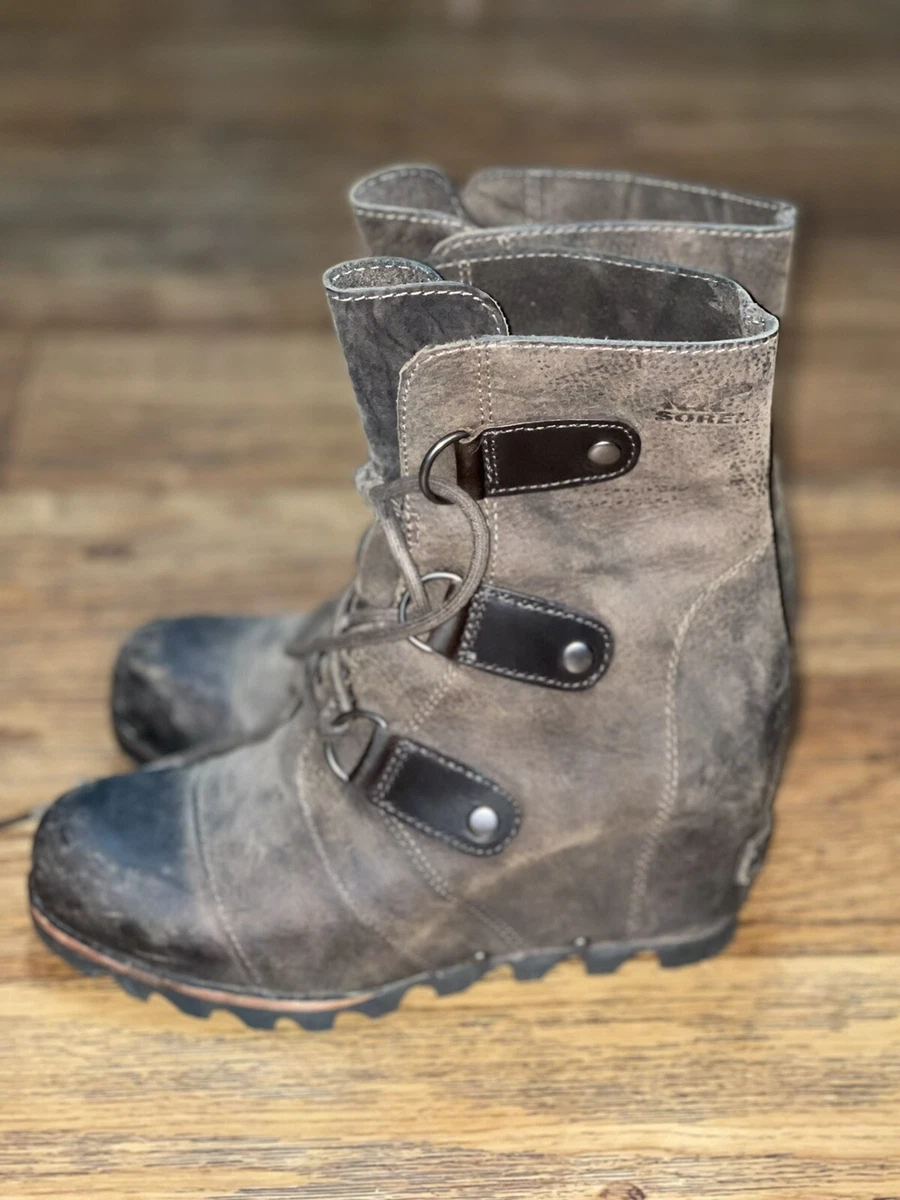 Sorel green hotsell wedge boots