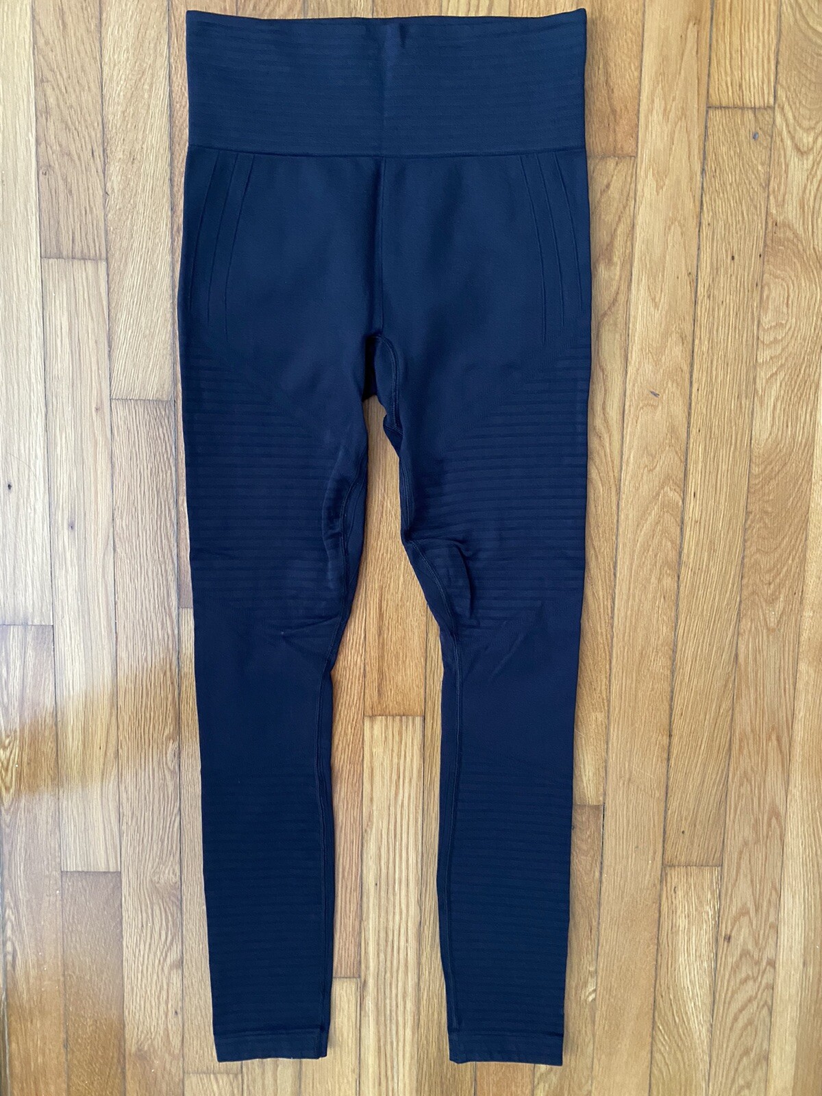 Athleta Seamless Training Tight Moto Leggings Black S… Gem