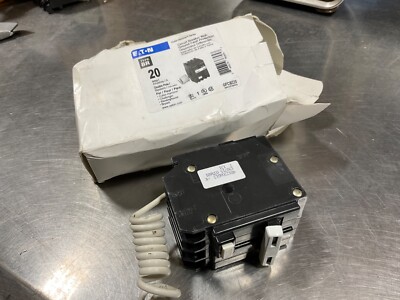 Eaton GFCB220 BRN220GF 20 Amp 2 Pole Self Test GFCI NEW BOX WRINKLED