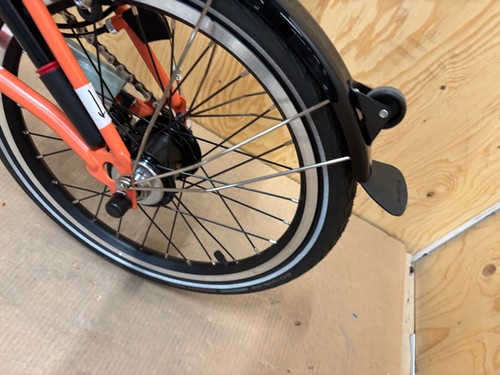 Brompton C Line E6 Mid Handlebar Folding Bike - Picture 5 of 24
