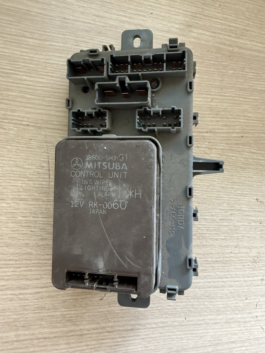 Honda Civic Del Sol CRX 92-98 Interior Fuse Box 38200-SR3-G12 OEM