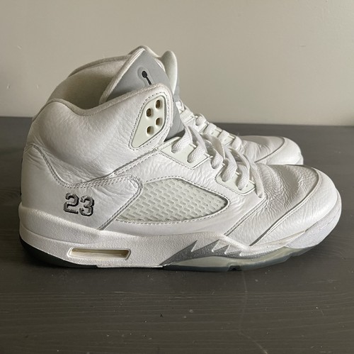 Air Jordan 5 Retro 2015 Herren Größe 10,5 Metallic White
