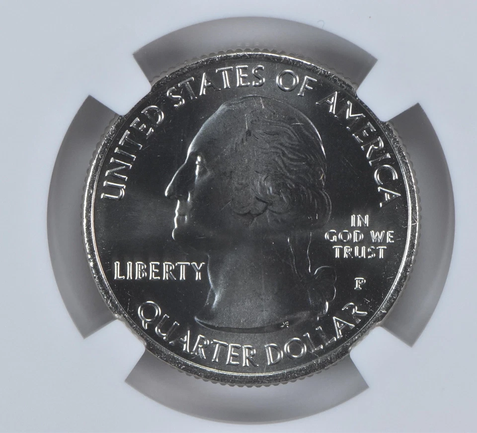 2013-P Washington Quarter ATB Fort McHenry MS68 NGC *8902 - Image 4 of 4